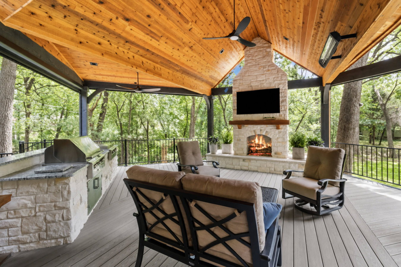 Deck Builder services in Silsbee, TX
